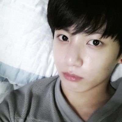 vivi 𝜗ৎ VAI VER O BTS