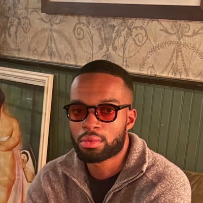 🏊🏾‍♂️