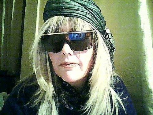 BiancaBart1's profile picture. in meno di 160 caratteri??? De la fia!