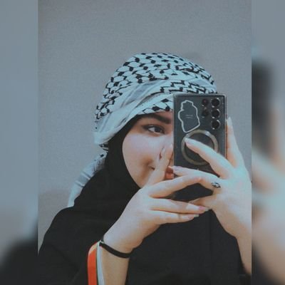 |دُژم|
|بی دلیلی خوب باش|

.
.
.
.

https://t.co/hAGfpNfEaD

B.U.L