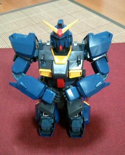 草野球やってま~す。最近はガンプラにはまってます。
