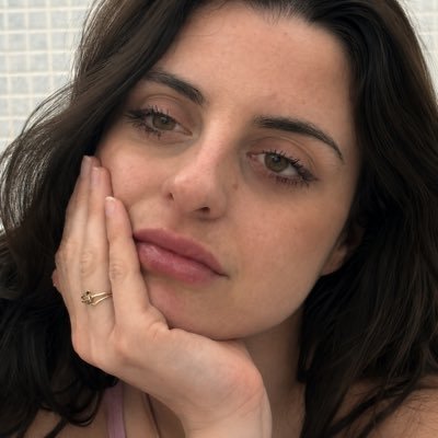Pot ser la lògica l’escriguin altres lleis. • F1     /twitch.tv/juditgelabert