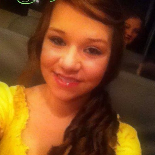 My name is Emily Lou Young the way i look at life is yolo so live your life to the fullest❕#Team TGOD