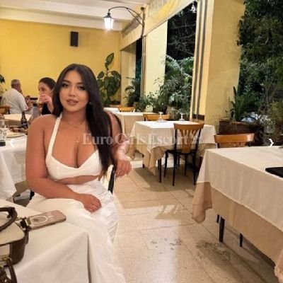عندي بنات حلوات وصغار فله وجو وناسه فرفشه جنسيات مغربيات سوريات مصريات للتواصل واتساب 0097339099334