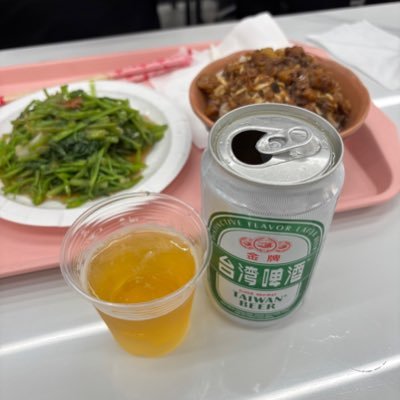 基本食べ歩き、時々旅行、時々お仕事。札幌出身の40代選択子なし主婦。札幌→結婚して横浜鶴見(2015〜2018)→夫転勤で大阪江坂(2018〜)在住。子供嫌い。料理も苦手で食べるの専門🍴 共通点ある場合はフォローバックします。