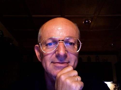 Freddy25Noel's profile picture. Retired, doing as much as I can now, which work prevented me to do before. Photography, discovering nature, art, reading, movies... and a little of gardening.