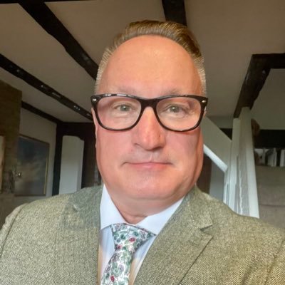 Sevenoaks District Councillor since May 2023. Vice Chair of HK&SD Parish Council. 
Previously a Senior Media Relations Manager for Barclays Bank for 40 years.
