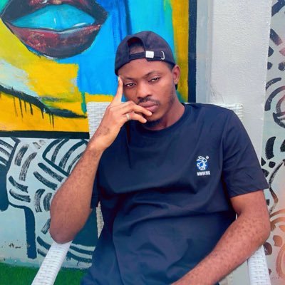 ♉️ King of dorks. Copywriter. Work in Progress. 📍@GoFigureinc CR7 4L