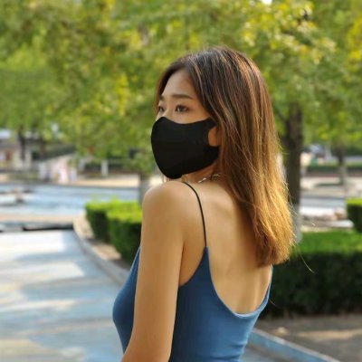 周粥mm
