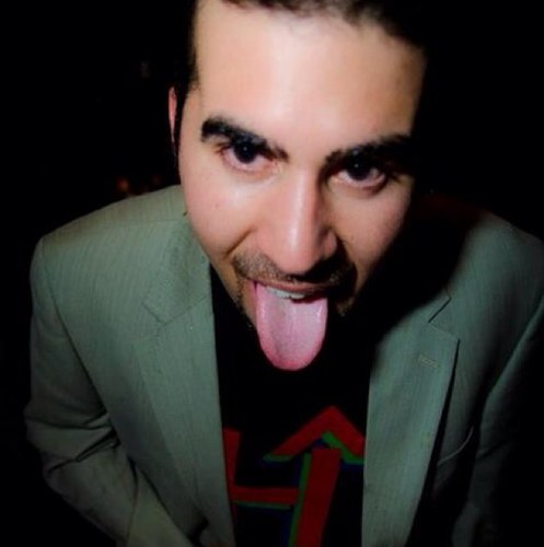 Deanyar's profile picture. Young and Hungry entrepreneur