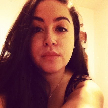 I Work For The Chicago Bulls, White Sox And Blackhawks.. I'm Enjoying My Life Right Now :) Ask About Me. N Follow :)