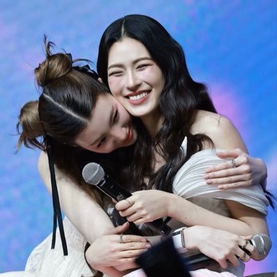 LO𝒜𝓁𝓌𝒶𝓎𝓈(。♥‿♥。)