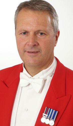 MCDJRobbyP's profile picture. One of only a few Professional DJ's with Toastmaster/MC options. For either service in London/Surrey Call 07890 246051