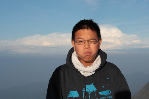 Crystalyse's profile picture. Chef #scout, soft #Geek, #hightech. Tout ce qui faut pour bien se porter =)