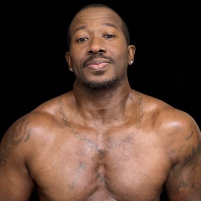 👑International Adult Entertainer ✈️🌍
⭐️100% Real, Raw & Unscripted Fuck Videos 🎬 🔗Click my Linktree below .