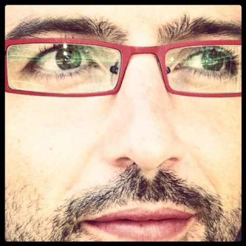 quimmartinez's profile picture. Sento decebre, però aquí tan sols sóc jo i el que penso.