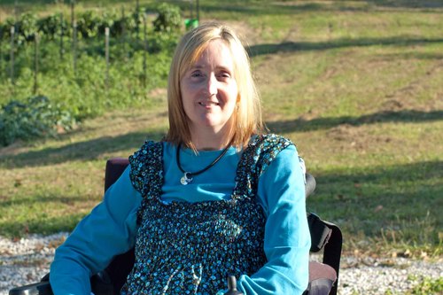 tessietess's profile picture. #wheelchairrollin
#lovesNFLfootball
#UofLemployee