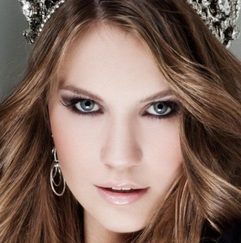 RoyalBitchness's profile picture. If it doesn't sparkle, it doesn't matter.