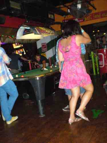 DatingAnAthlete's profile picture. Tweets about how dating an athlete can be amazing, challenging, confusing and amusing.