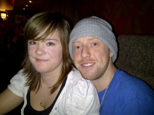 chesneybwoy21's profile picture. just me really nothing more to say. follow if you like, ill follow you back. love my baby girl to bits 3 forever and always 3