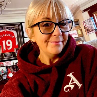 Ruth Beck Art 🔴⚪️🎨🏆