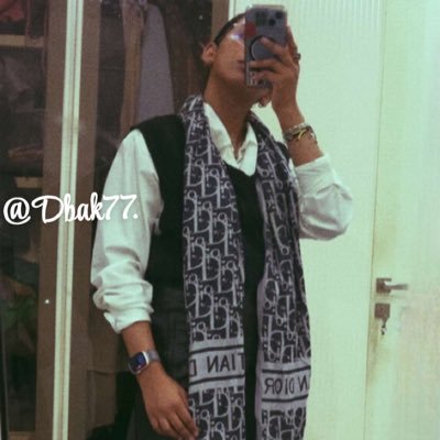 DBak77