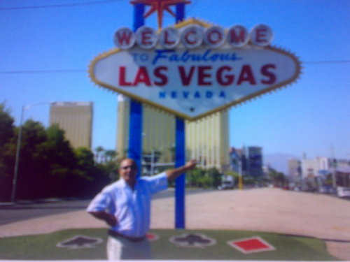 lara_kar's profile picture. 