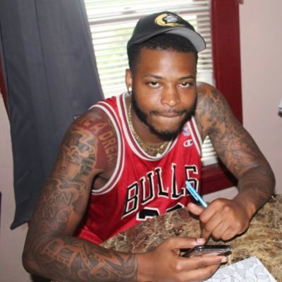 Artist.. Dontae murphy