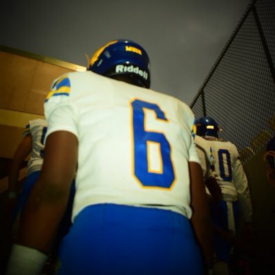 | John Muir Hs | Class of 28’ | Wr/Ath | 6’1 195 lbs | 3.0-3.5 Gpa | Bench 295lbs | instagram-D1.boze6 | 951-608-7822📞 | noajbode81@gmail.com | True sophomore