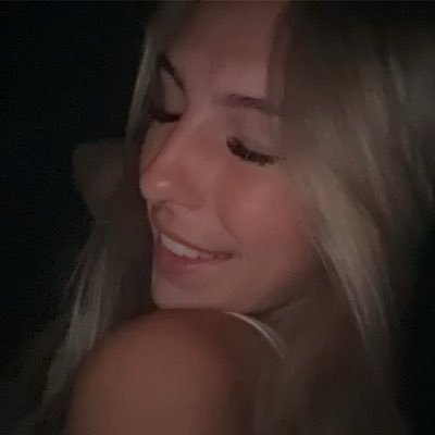 30$ tribute or you don’t exist DM and custom pic/video 30$