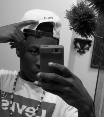 Need dat right one.... but intil den #IDoEmAll follow me n mfn besties @prriiiinncessss n @_inkyyTWEETS