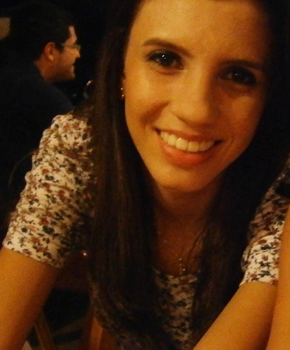 Não sou sempre flor. Às vezes espinho me define melhor. (: - http://t.co/1RiQRWtR6k