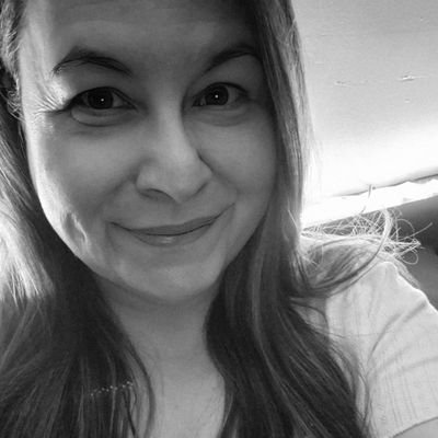 East Coast gal living in Ontario💙Leafs,Jays,Marlies,Mental health,music,Animals,foodie, Fibro&CFS💪🏻,420 friendly💚,no politics/ religion,dms for friends☮️💞
