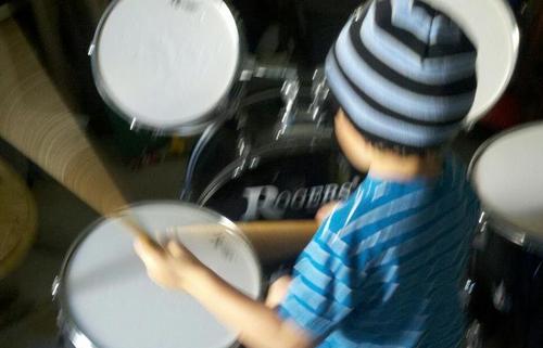 RRefresca's profile picture. 