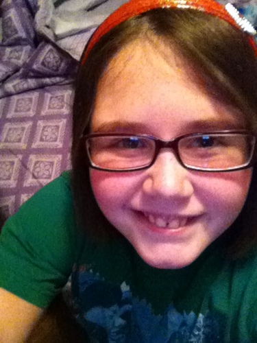 Hey, they call me Kimmi  Im a seventh grader! Im in love with one direction But anyways tiu shoyld follow me !! ☺❤