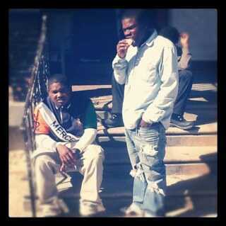 fuck the world and ╭∩╮(︶︿︶)╭∩╮ #MoneyGang #DirtbikeStepf the muthafucka's in it