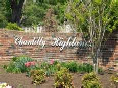 Chantilly Highlands is located in Oak Hill, VA. Our neighborhood has 909 homes built between 1980 and 1994.