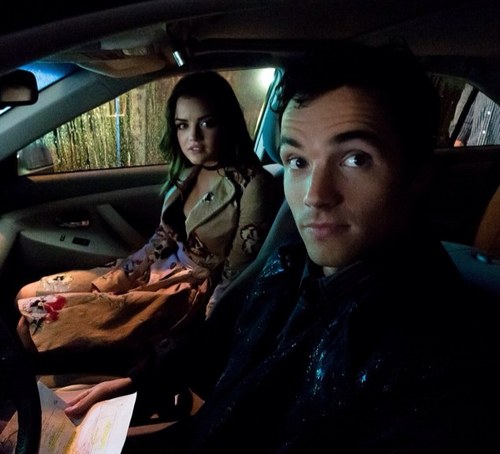 ezrafitz7's profile picture. Taken by: @ItsAriaBitch_ [RP Account]