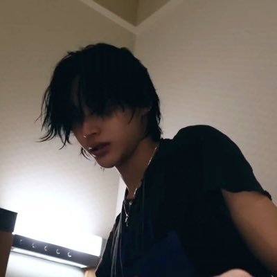 loyal4tong's profile image
