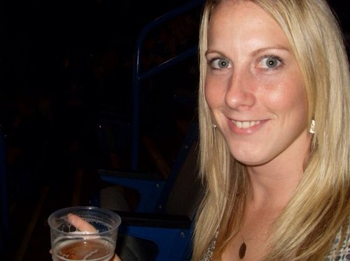 clairebrabben's profile picture. 