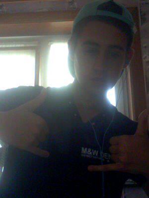 anthonin96's profile picture. Twitter officielle de Anthonin,éditeur  et sniper  Belge  .