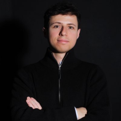 Advogado de Propriedade Intelectual, IA, Dados, Blockchain & mais. Graduado pela PUC MINAS, Pós gradudado em Propriedade Intelectual pela PUC RIO, ITS RIO, OMPI