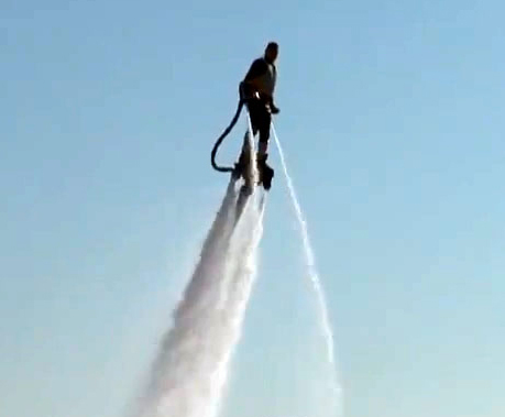 Officieel distributeur van nieuw spectaculair watersport product: Zapata Flyboard.
Nieuwsgierig? check onze website!