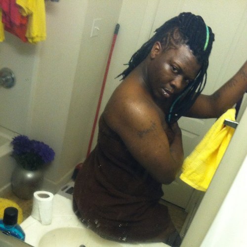 naptownroyalty's profile picture. #TEAMFOLLOWBACK #teamephudson #teamshutitdown #teamgetusum #teamstrappednasty #TEAMCAPRICORN #dragrace #teamsharonneedles