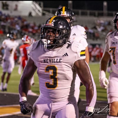 C/o ‘28 Neville High School Jarvis Blackston | 5’9 3.8Gpa | RB/Rockboy🐶 |200| Bench:315 Squat: 410 “Stay Humble” 📲:3185570830 📧:jarvis.blackston83@yahoo.com