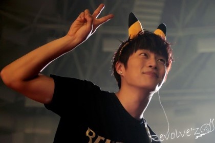 pet_DJ's profile picture. 펫두준, 나이(28)만든일시2012.4.3~ w.바네사 펫,퍼피,그리고장현승의 두준입니다. 싱크지적받고요. 언팔시 멘션부탁드립니다. 맞팔은패계분들과봇분들만 받고요. 리밋계는 pet__DJ 입니다. 작가님 찾고있습니다.