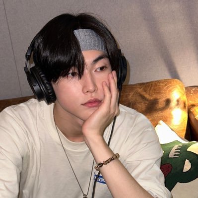 🎸⋆⭒˚。⋆ fan account for #EXO #RIIZE #XNGHAN #NCTWISH #SMTR25 #LNGSHOT ⋆.˚✮🎧✮˚.⋆
