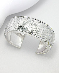 CHICSterling's profile picture. CHIC Jewelry
BECOME A FAN on FACEBOOK:  https://t.co/Q7IY3Nbttv