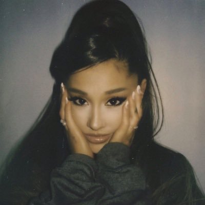 ࣪ ִֶָ☾.࣪࿐ professional fangirl of all the pop girlies | ariana, sabrina, tate | my presence sweet & my aura bright ⋆✴︎˚。⋆˚࿔