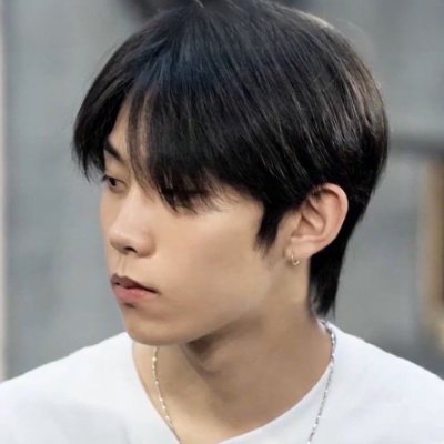 jakuesim's profile image